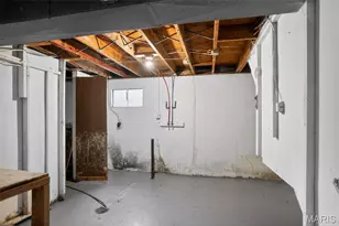 10185 Green Valley Dr, Saint Louis, MO 63136 - Photo 27