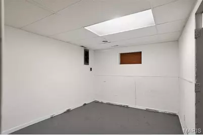 10185 Green Valley Drive, Saint Louis, MO 63136 - Photo 25