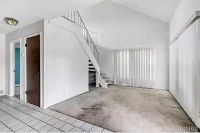 4377 Kingbolt Boulevard, Saint Louis, MO 63129 - Photo 5