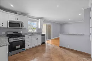 3580 Greenway Chase Dr, Florissant, MO 63031 - Photo 11