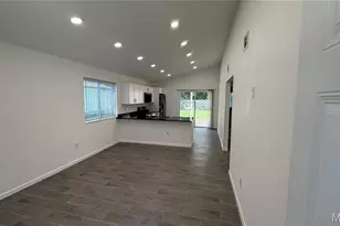 1332 Langholm Dr, Florissant, MO 63031 - Photo 5