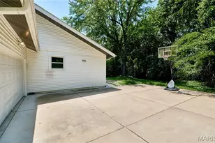 14338 Millbriar Cir, Chesterfield, MO 63017 - Photo 47