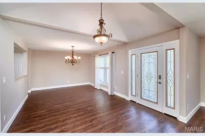14338 Millbriar Circle, Chesterfield, MO 63017 - Photo 5