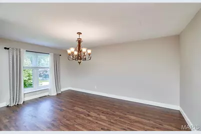 14338 Millbriar Circle, Chesterfield, MO 63017 - Photo 9