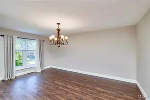 14338 Millbriar Cir, Chesterfield, MO 63017 - Photo 9