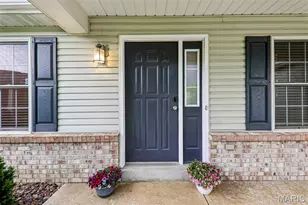 1433 Sportsmans Ct, O'Fallon, MO 63366 - Photo 3