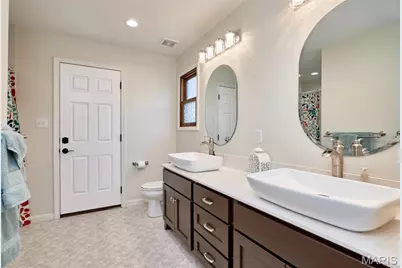 416 W 12th Street, Hermann, MO 65041 - Photo 39