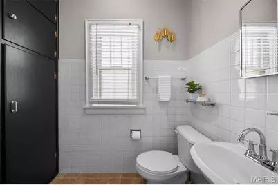 8913 Lawn Avenue, Brentwood, MO 63144 - Photo 17