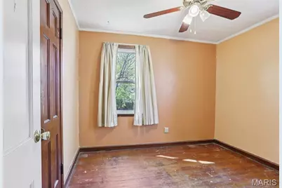 10426 Driver Avenue, Overland, MO 63114 - Photo 13