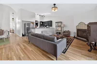 2052 Bayonne Drive, Saint Charles, MO 63303 - Photo 9