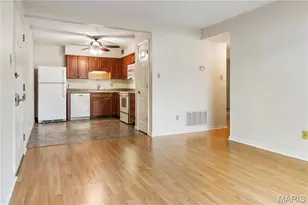 7611 Triwoods Dr, Shrewsbury, MO 63119 - Photo 5