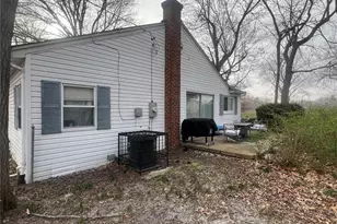 886 Prigge Rd, Saint Louis, MO 63138 - Photo 3