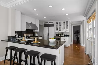 13456 Thornhill Drive, Town and Country, MO 63131 - Photo 19