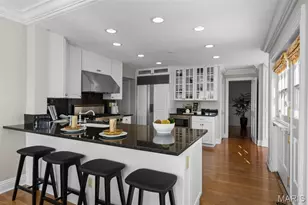 13456 Thornhill Dr, Town and Country, MO 63131 - Photo 19