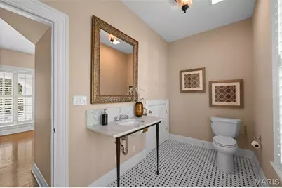 13456 Thornhill Drive, Town and Country, MO 63131 - Photo 33