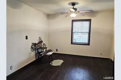 503 Barrett Drive, Malden, MO 63863 - Photo 13