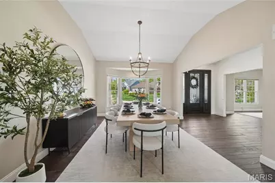 17008 Kimwood Court, Chesterfield, MO 63005 - Photo 3