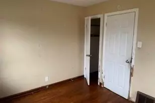 737 Charbonier Rd, Florissant, MO 63031 - Photo 17