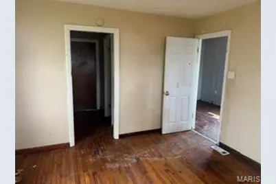 737 Charbonier Road, Florissant, MO 63031 - Photo 19