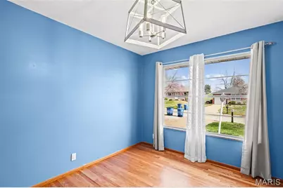 114 Buckley Meadows Drive, Saint Louis, MO 63125 - Photo 5