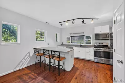 2910 Osceola Street, Saint Louis, MO 63111 - Photo 9