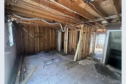 1100 La Roux Court, Saint Louis, MO 63137 - Photo 9