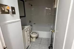 8630 Haltonia Ln, Saint Louis, MO 63134 - Photo 13