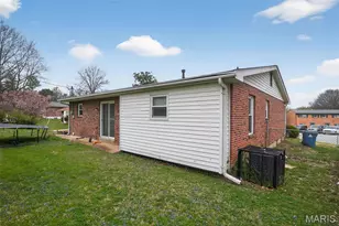 912 Cheri Heights Ct, Saint Louis, MO 63135 - Photo 5