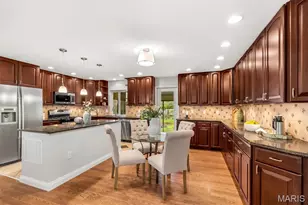 723 Westglen Village Dr, Ballwin, MO 63021 - Photo 9