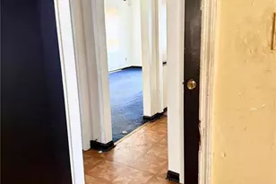 8150 Rector Dr, Berkeley, MO 63134 - Photo 7