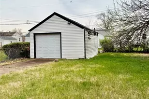 8150 Rector Dr, Berkeley, MO 63134 - Photo 3