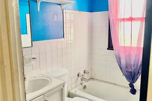 8150 Rector Dr, Berkeley, MO 63134 - Photo 11