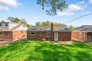 7110 Groveland Dr, Saint Louis, MO 63121 - Photo 33