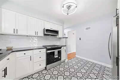 7110 Groveland Drive, Saint Louis, MO 63121 - Photo 15