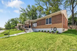 7110 Groveland Dr, Saint Louis, MO 63121 - Photo 3