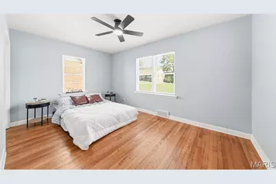 7110 Groveland Drive, Saint Louis, MO 63121 - Photo 17