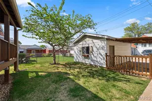 5821 Oleatha Ave, Saint Louis, MO 63139 - Photo 27