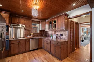 5821 Oleatha Ave, Saint Louis, MO 63139 - Photo 7