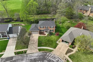 605 Waterford Ridge Ct, Ballwin, MO 63021 - Photo 39