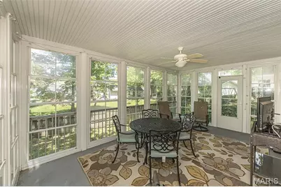 601 Woodard Drive, Saint Louis, MO 63122 - Photo 9