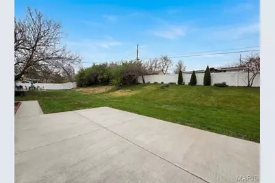 510 Wicklow Drive, Ballwin, MO 63021 - Photo 17