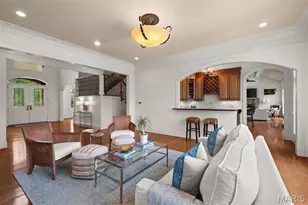 511 S Warson Rd, Ladue, MO 63124 - Photo 13