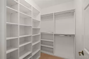 511 S Warson Rd, Ladue, MO 63124 - Photo 41