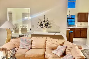 3825 Secretariat Dr, Florissant, MO 63034 - Photo 7