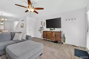 5115 Barter St, Saint Charles, MO 63301 - Photo 9