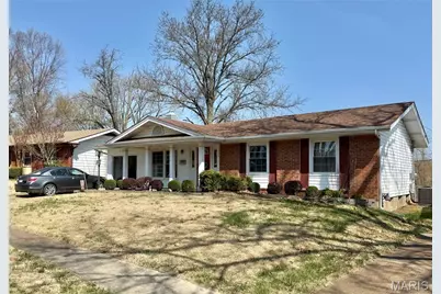 1489 Brenthaven Lane, Saint Louis, MO 63031 - Photo 1