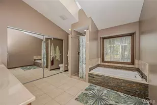2006 Sundowner Ridge Dr, Wildwood, MO 63011 - Photo 29