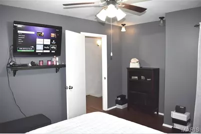 9038 Villaridge Court, Saint Louis, MO 63123 - Photo 15