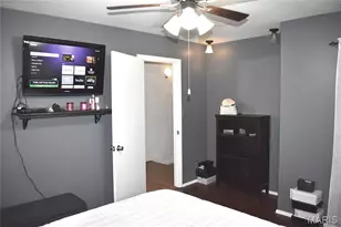 9038 Villaridge Ct, Saint Louis, MO 63123 - Photo 15