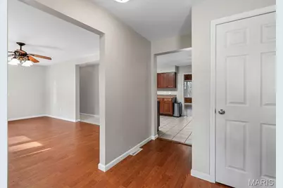 25111 Schuetzenground Road, Warrenton, MO 63383 - Photo 5